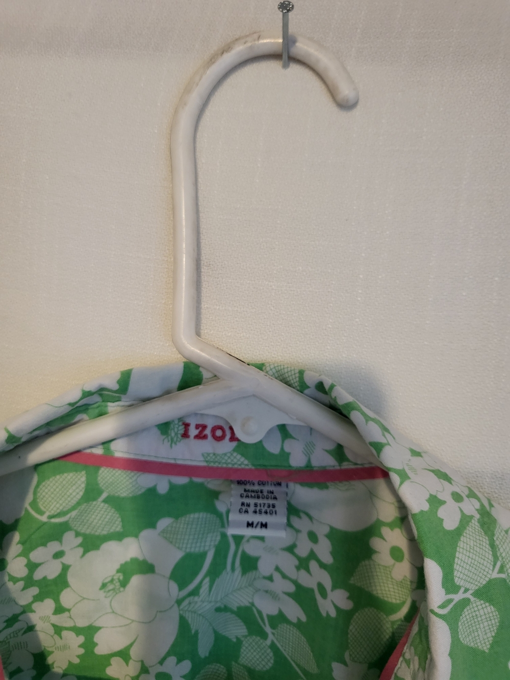 Izod Green and White Floral Long Sleeve Button-Up Shirt - Picture 7 of 7